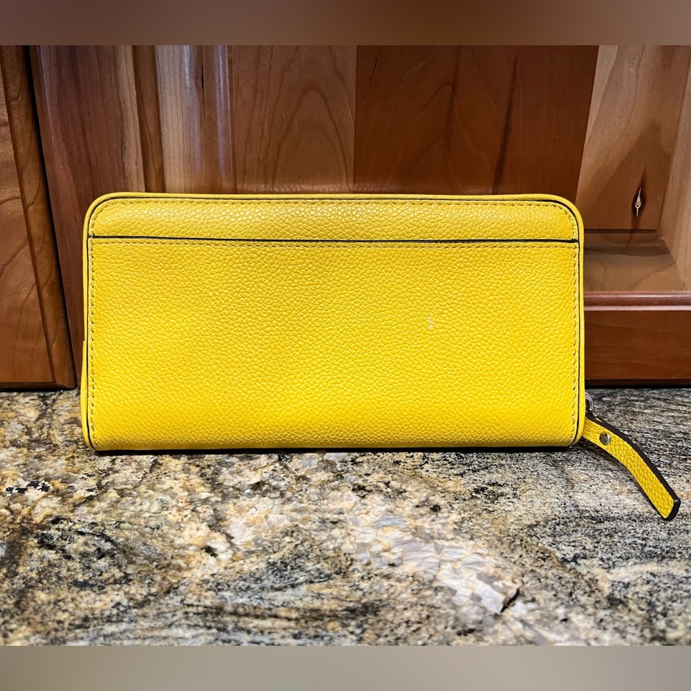 NWOT Kate Spade Chester Street Neda Wallet - Picture 2 of 4